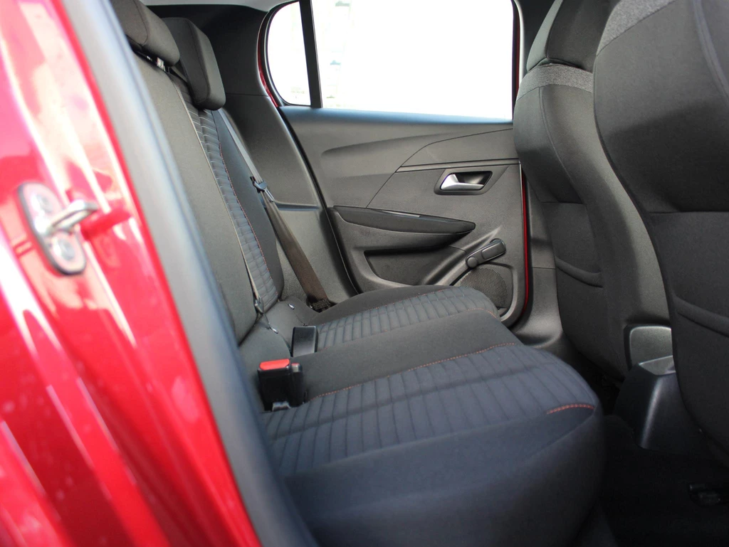 Peugeot 208 – foto 14
