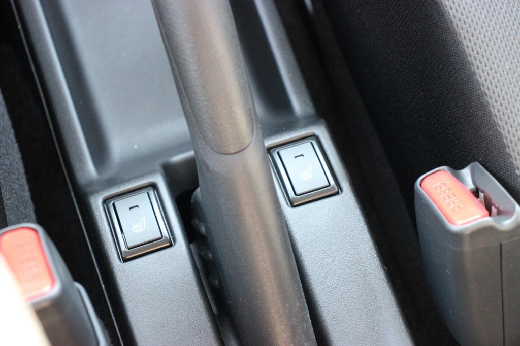 Suzuki Swift – foto 24