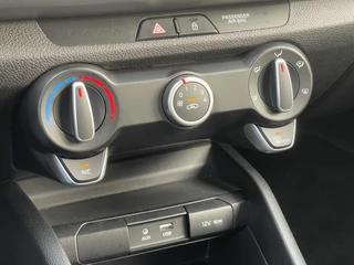 Kia Rio – thumbnail 18