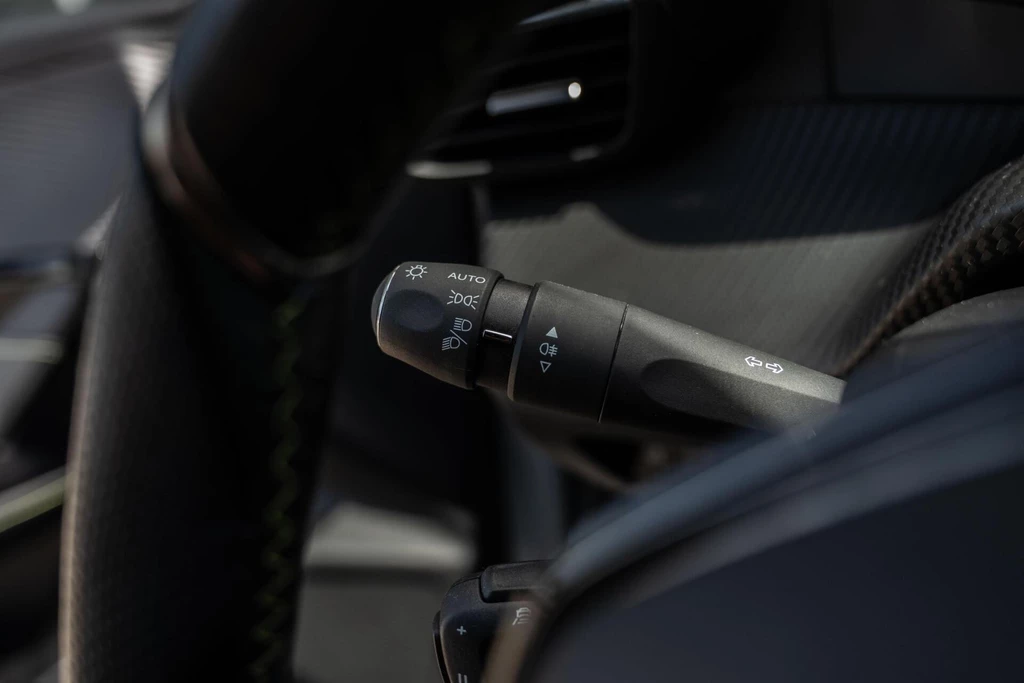 Peugeot 208 – foto 31