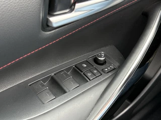 Toyota Corolla Touring Sports – thumbnail 13