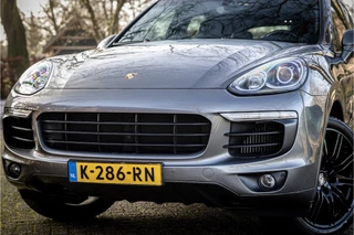 Porsche Cayenne – thumbnail 2