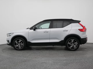 Volvo XC40 – thumbnail 3