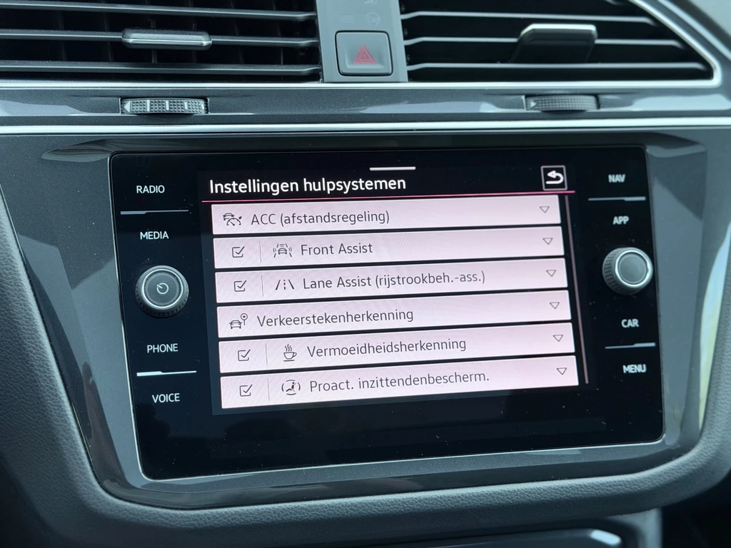Volkswagen Tiguan – foto 24