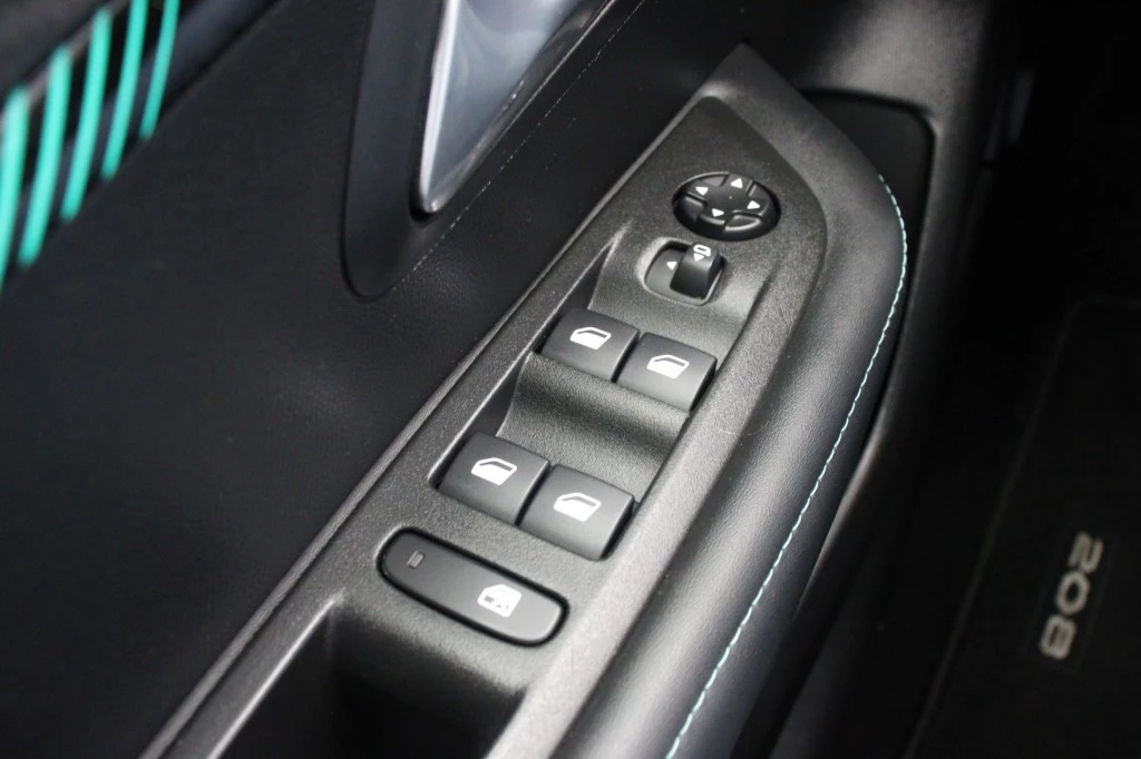 Peugeot 208 – foto 27