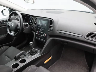 Renault Mégane Estate – thumbnail 16