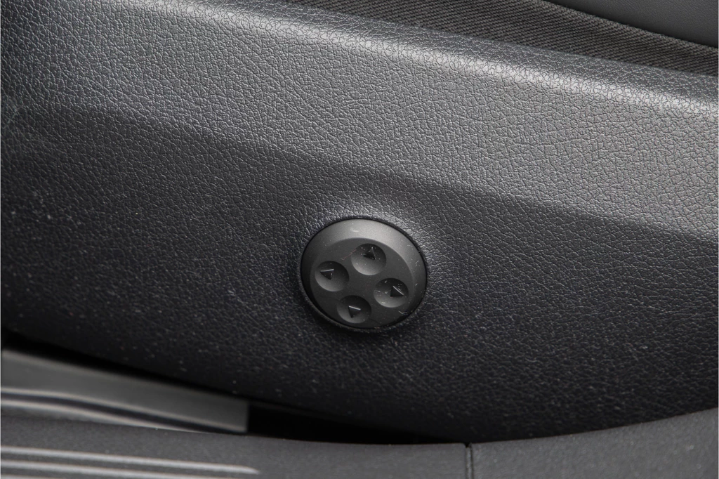 Mercedes-Benz E-Klasse – foto 27