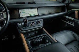 Land Rover Defender – thumbnail 15