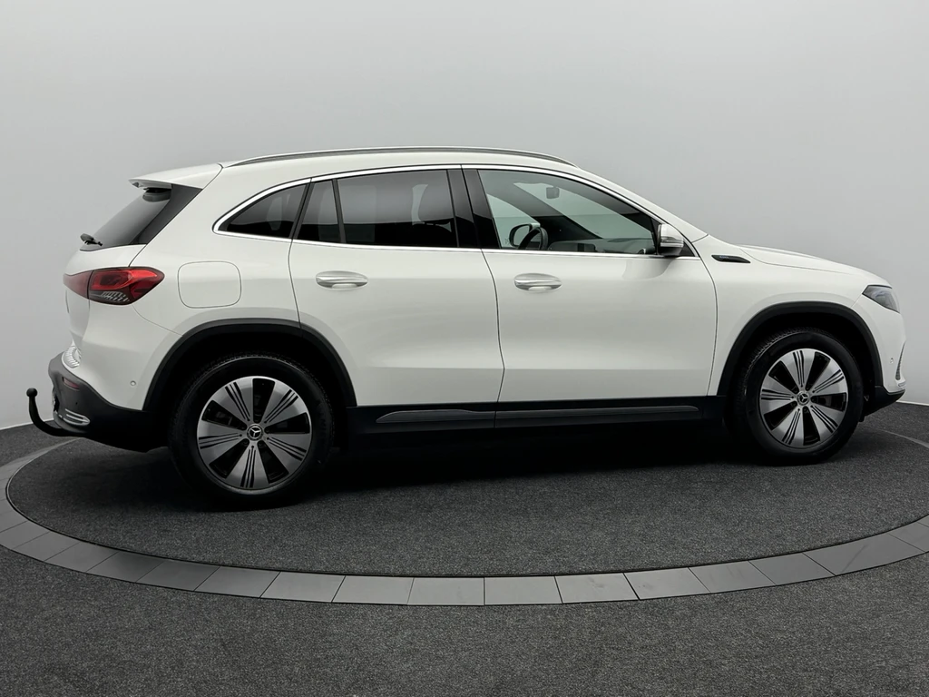 Mercedes-Benz EQA – foto 6