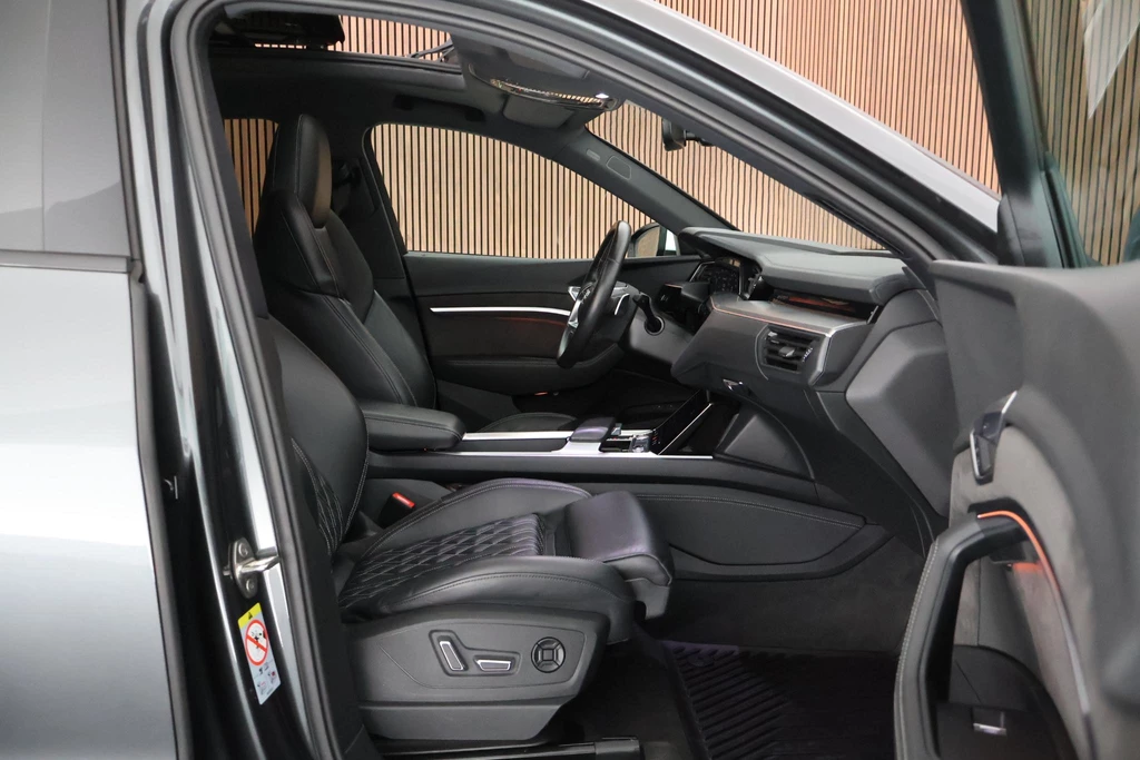 Audi e-tron – foto 16