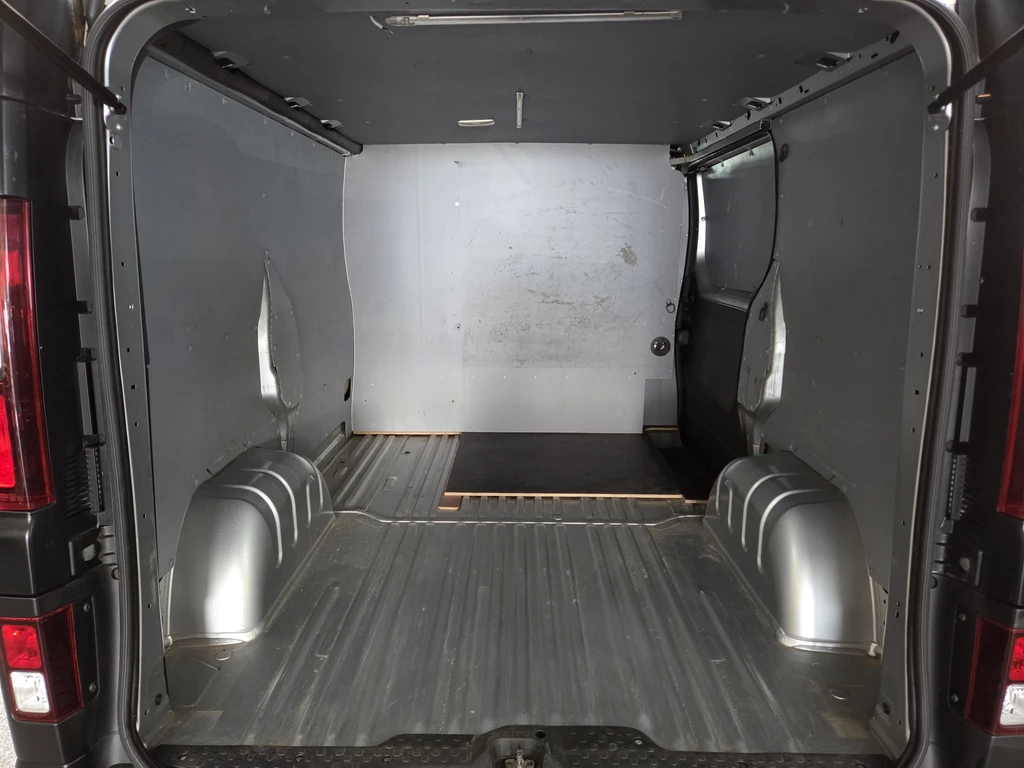 Opel Vivaro – foto 38