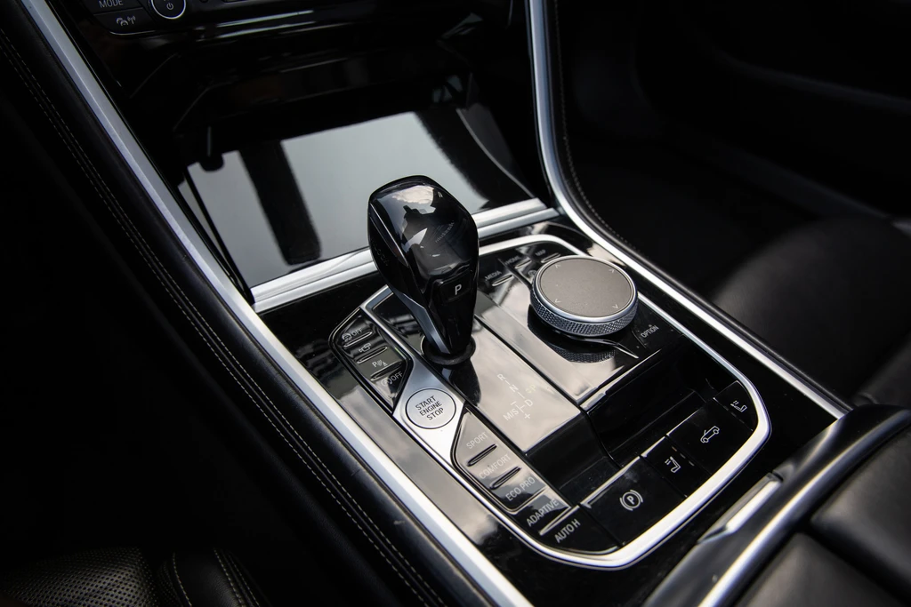 BMW 8 Serie – foto 10