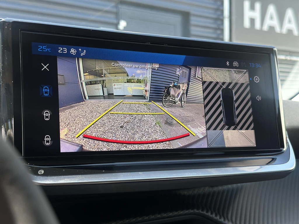Peugeot 208 – foto 18