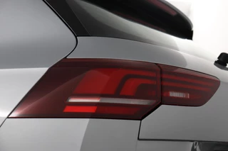Volkswagen Golf – thumbnail 32