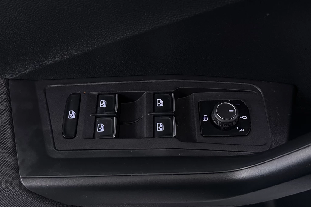 Volkswagen T-Roc – foto 13