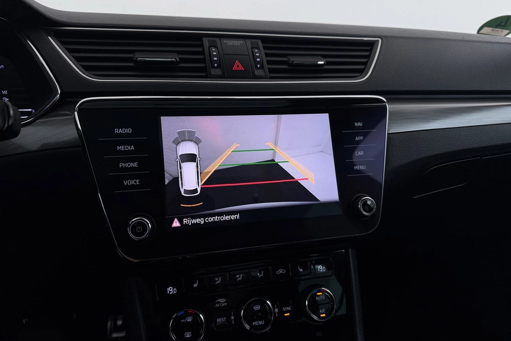 Škoda Superb – foto 32