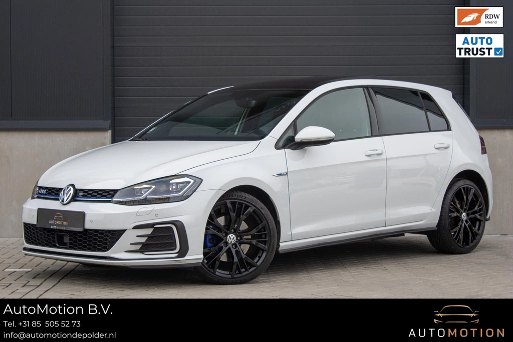 Volkswagen Golf – foto 1