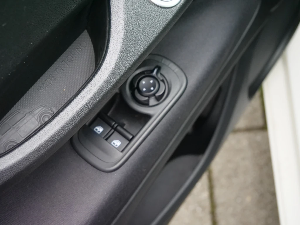 Fiat 500C – foto 24