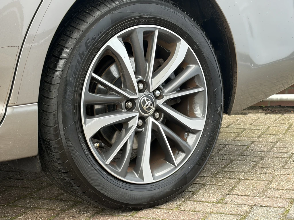 Toyota Avensis – foto 20
