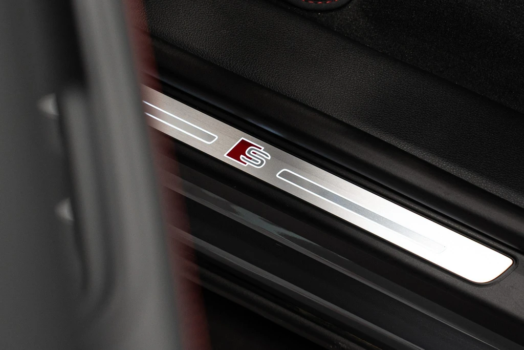 Audi Q8 – foto 22