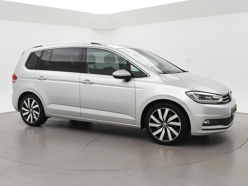 Volkswagen Touran – foto 6