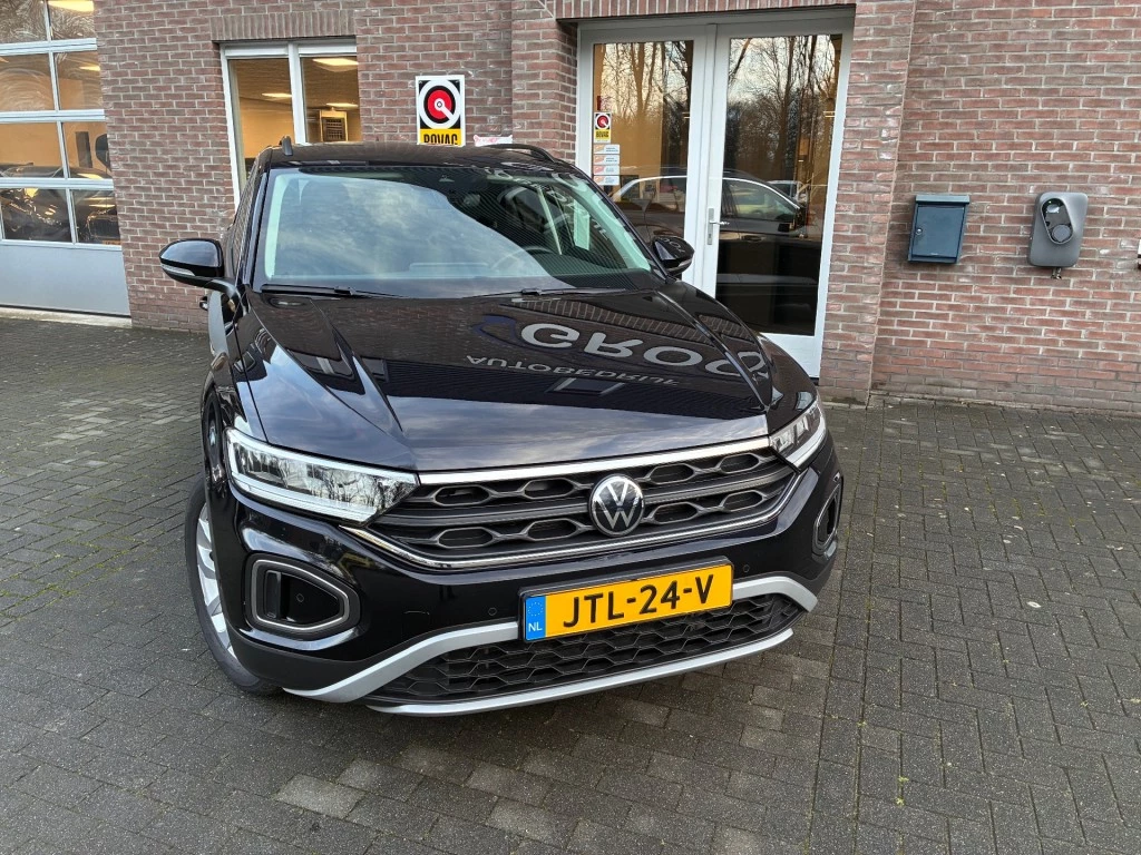 Volkswagen T-Roc – foto 8