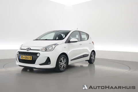 Hyundai i10 1.0i Go! | Rijklaar! | Orig. NL | Trekhaak | Cruise | Nav+App.connect | Climate | Bluetooth | 5-Deurs | All-Seasons | 14'' V