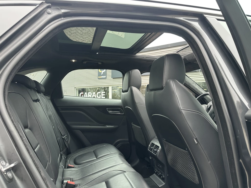 Jaguar F-PACE – foto 10