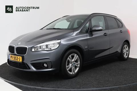 BMW 2-serie Active Tourer 218i Corporate Lease Executive (NAVIGATIE, SPORTSTOELEN, TREKHAAK, LED, PDC)