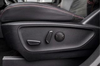 Ford Kuga – thumbnail 23
