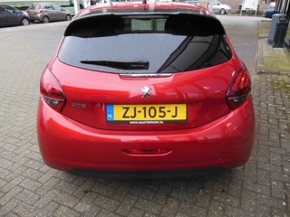 Peugeot 208 – thumbnail 2