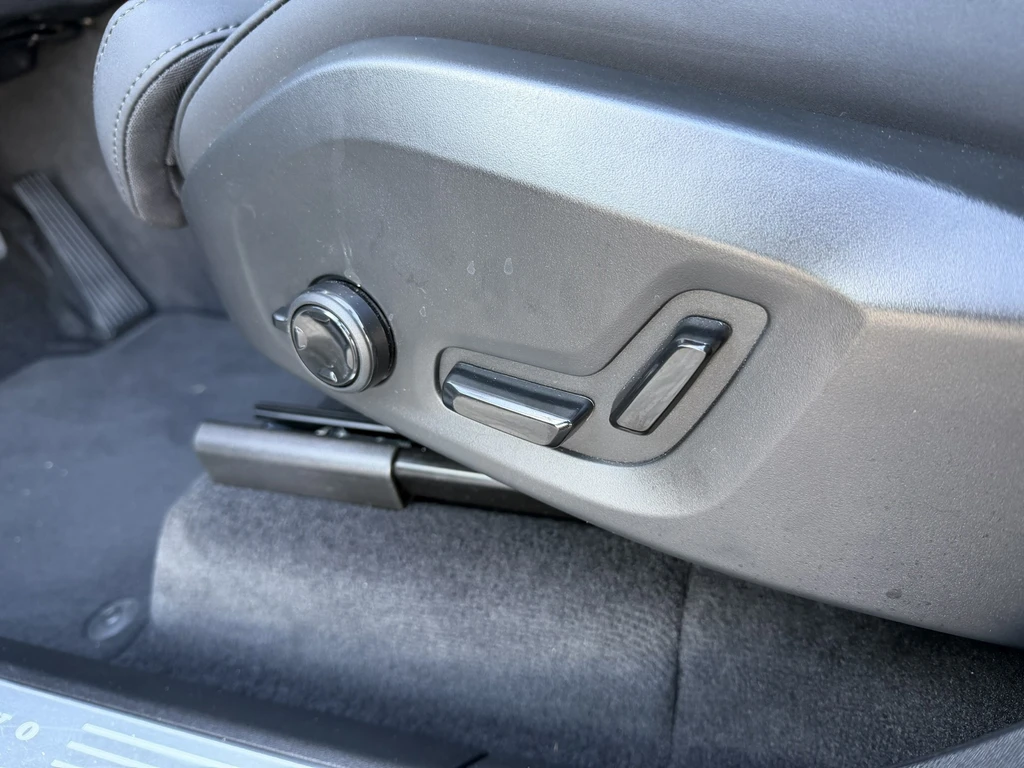 Volvo XC90 – foto 17