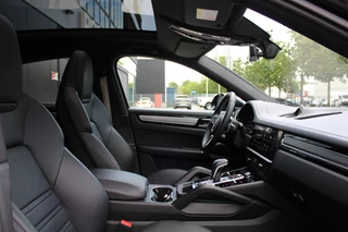 Porsche Cayenne – thumbnail 25