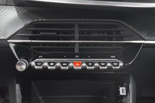 Peugeot 208 – thumbnail 35