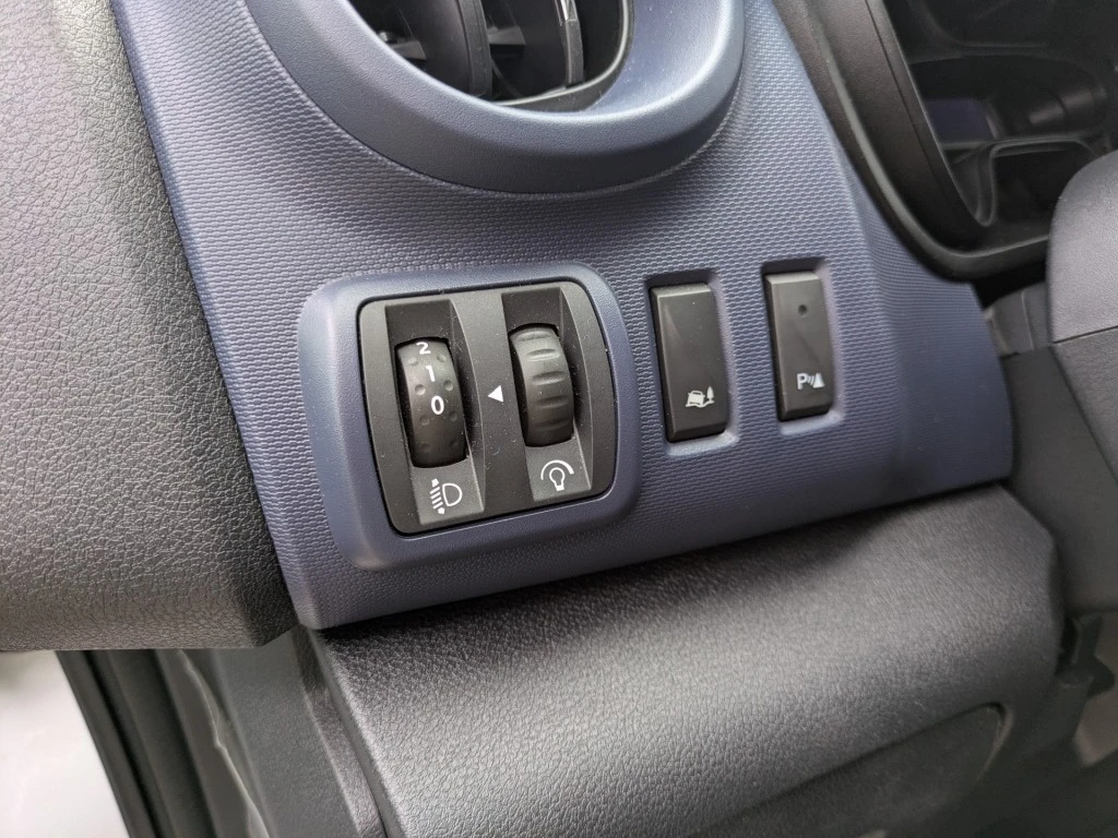 Opel Vivaro – foto 28