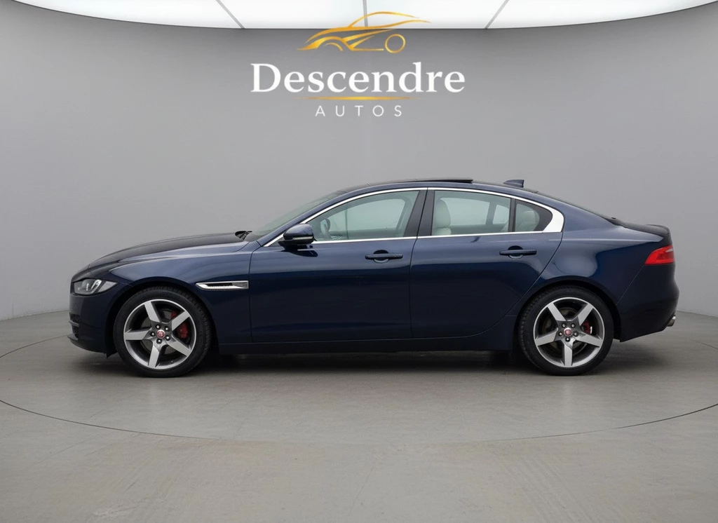 Jaguar XE – foto 2