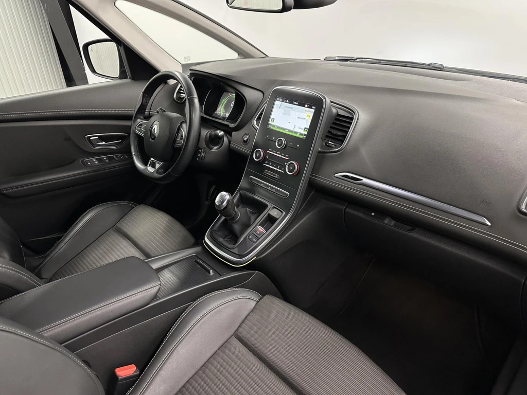 Renault Scénic – foto 13