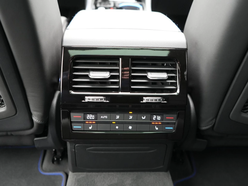 Volkswagen Touareg – foto 61