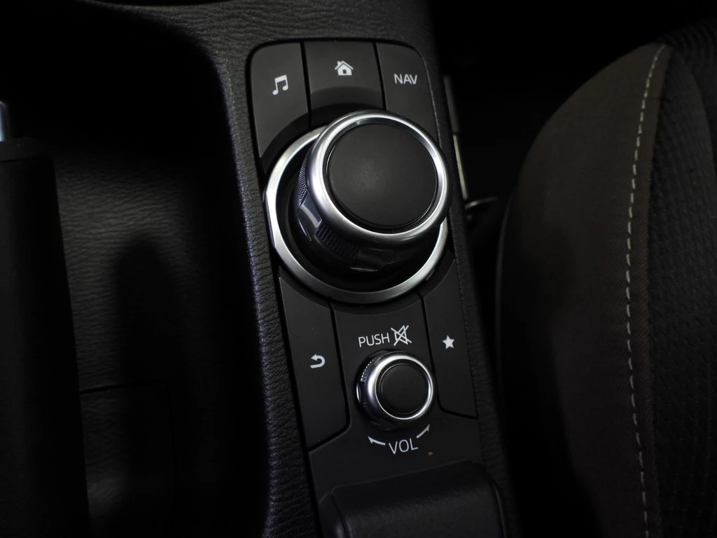 Mazda 2 – foto 14