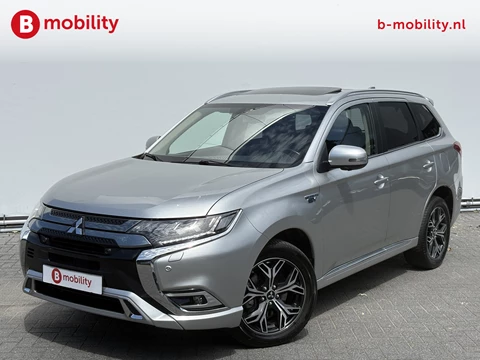 Mitsubishi Outlander 2.4 PHEV Intense+ Trekhaak 1500kg 1e Eigenaar Schuif/Kanteldak | Achteruitrijcamera | Apple CarPlay | Stoelverwarming