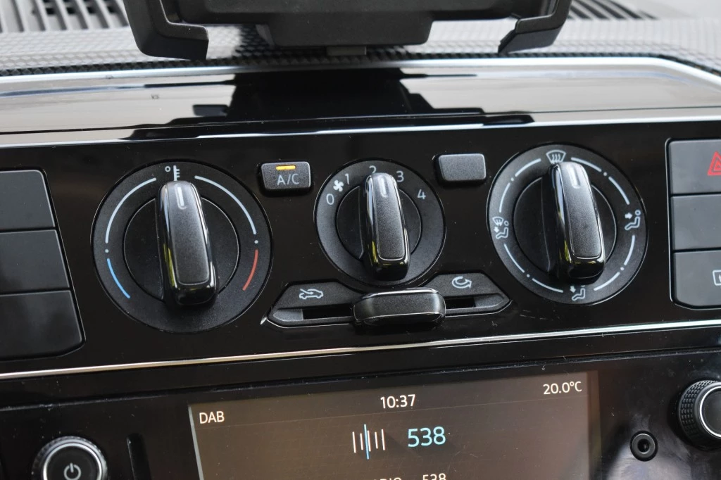 Volkswagen up! – foto 26