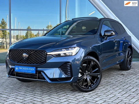 Volvo XC60 2.0 T8 Plug-in hybrid FACELIFT AWD Plus Black Edition 455pk Panoramadak / Trekhaak / 21inc