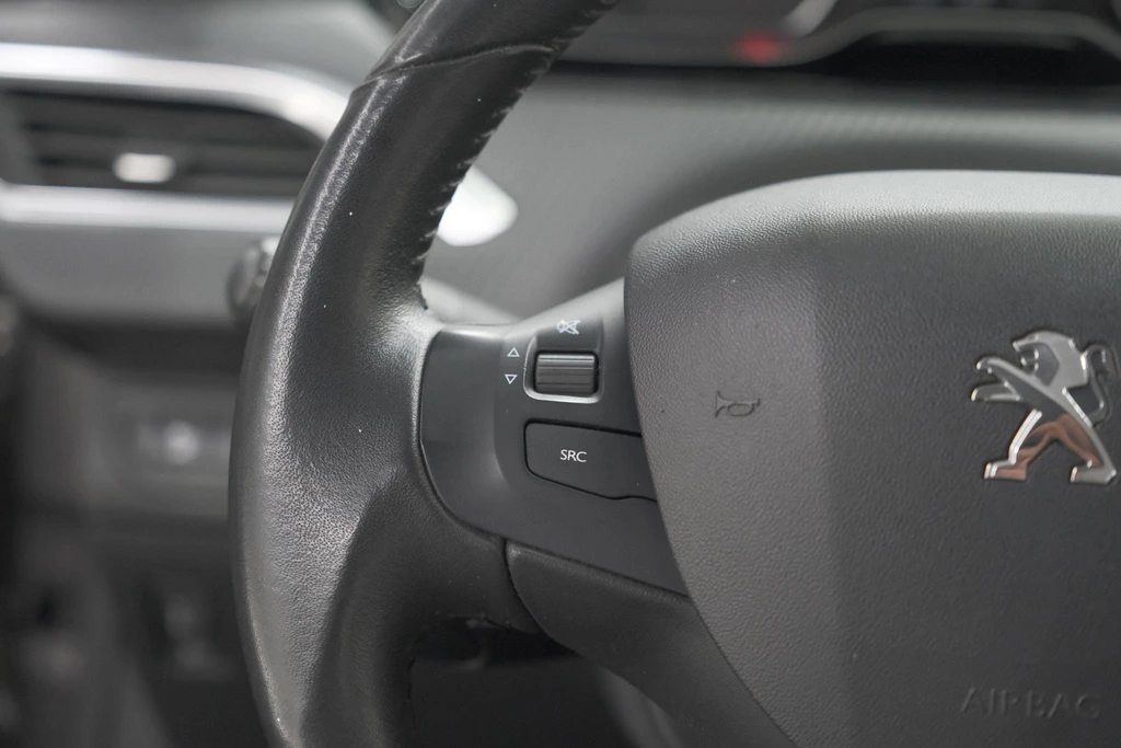 Peugeot 208 – foto 37