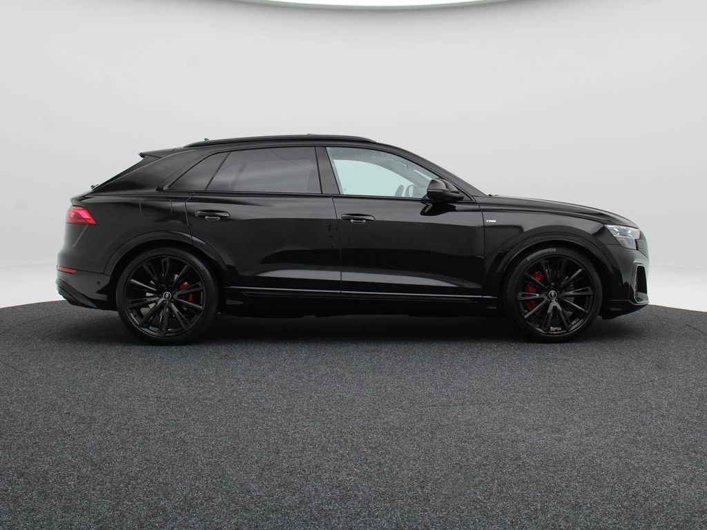 Audi Q8 – foto 6