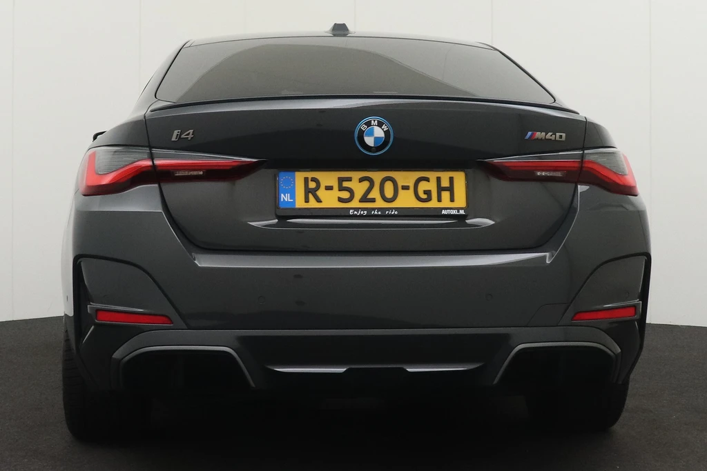 BMW i4 – foto 3