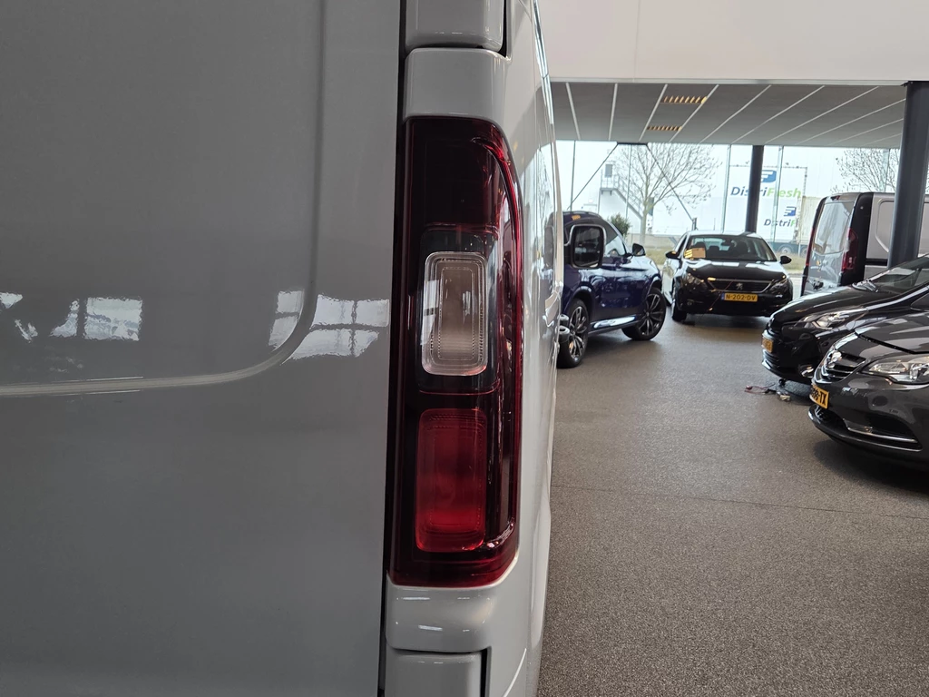 Renault Trafic – foto 11
