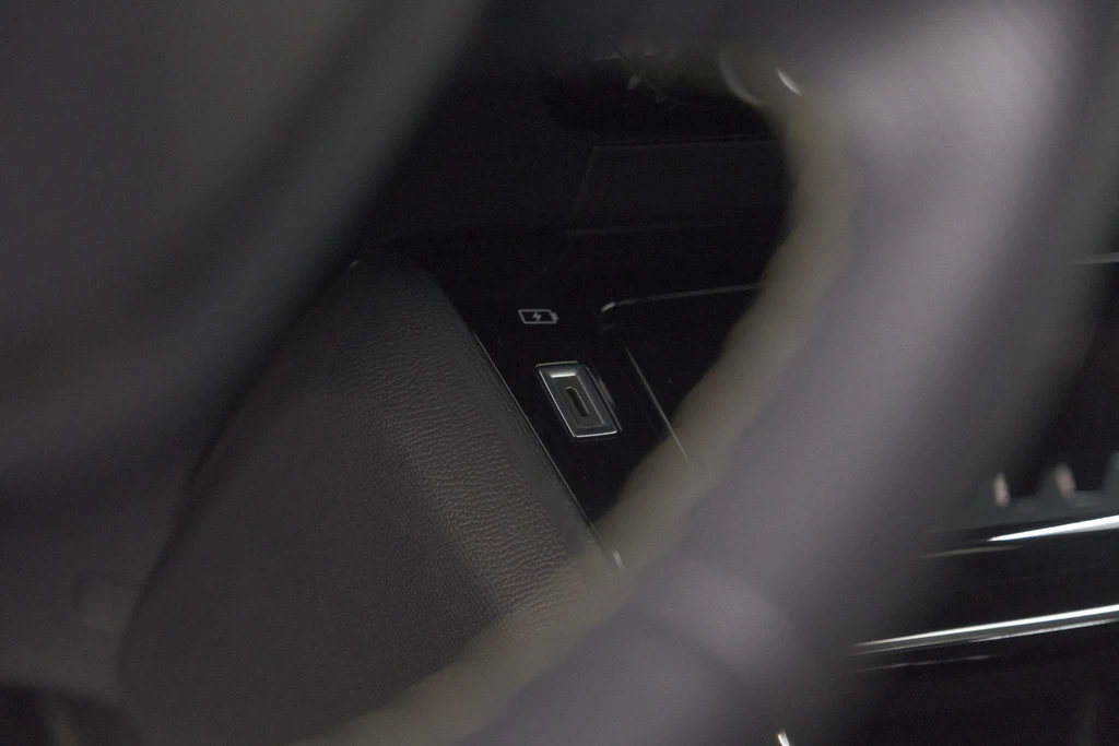Peugeot 208 – foto 36