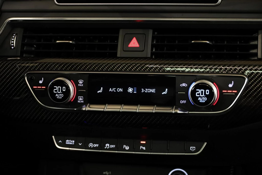 Audi RS4 – foto 24