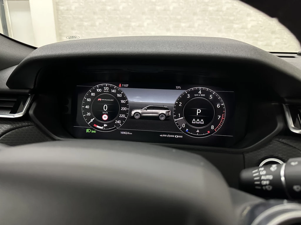 Land Rover Range Rover Velar – foto 24