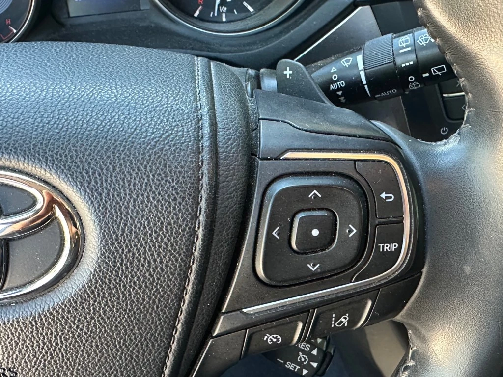 Toyota Avensis – foto 18